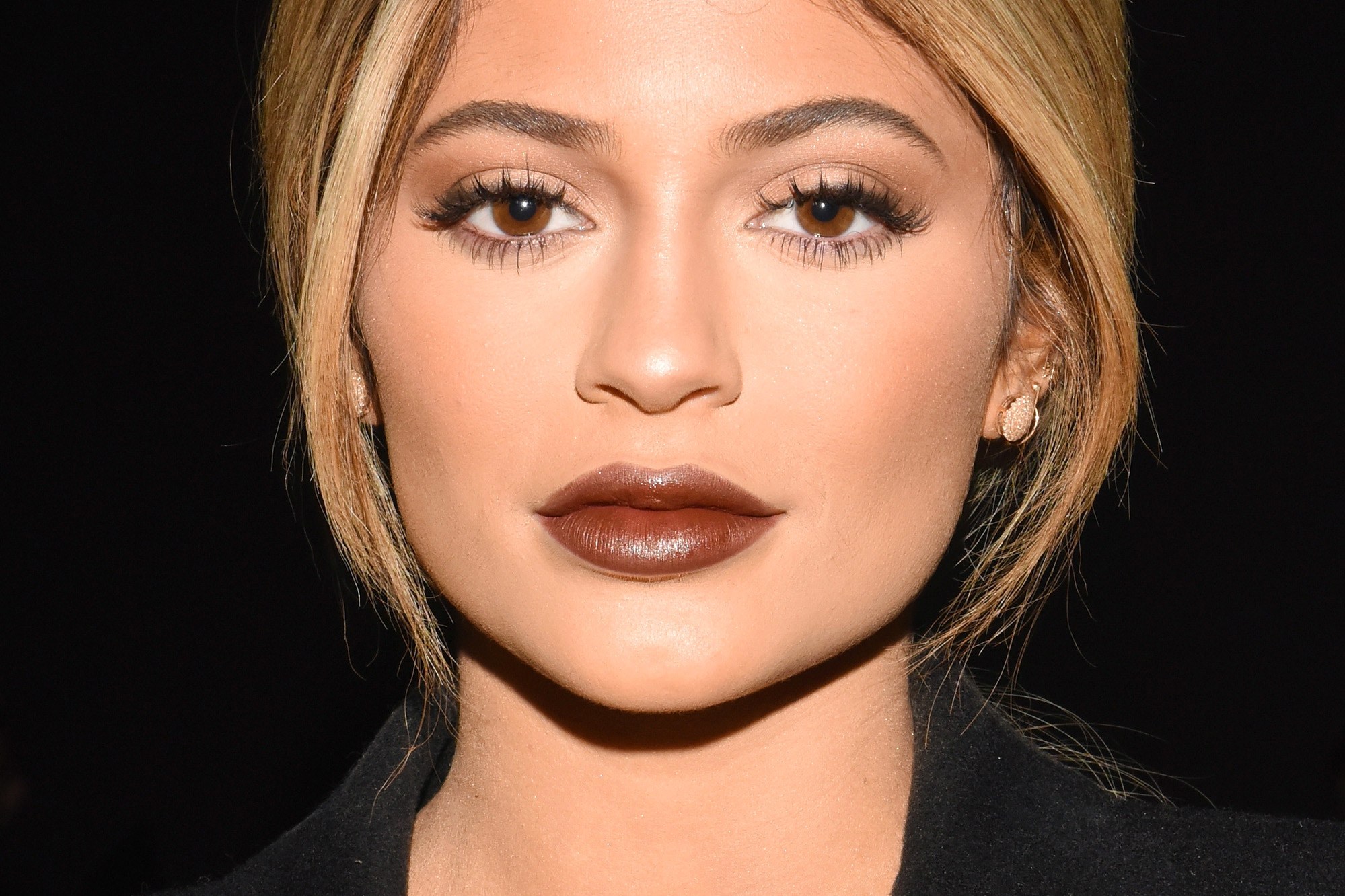 How 20 Year Old Kylie Jenner Built A 900 Million Fortune In Less Than 3 Years Etinside